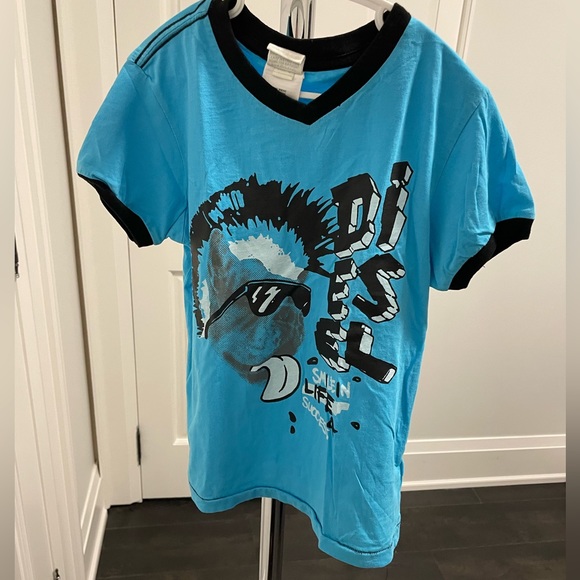 Cool graphic tee - Picture 1 of 2